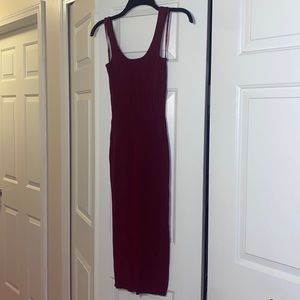 Windsor Midi Burgundy Dress💚